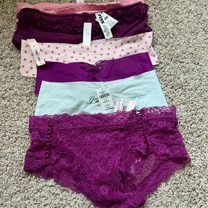 New with tags Victoria's Secret Pink & Purple Lace Bikini Panty Set - 6 Pack